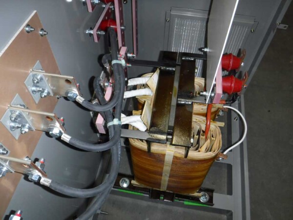 Eaton Runway Isolation Transformer