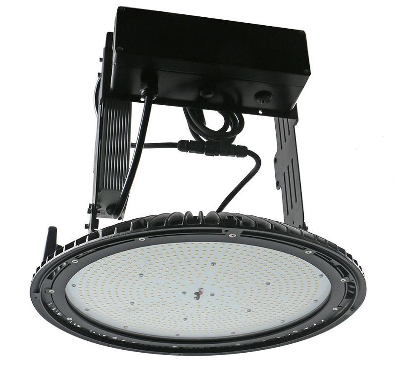 ZETAS Forge High Bay High-Temperature High Bay